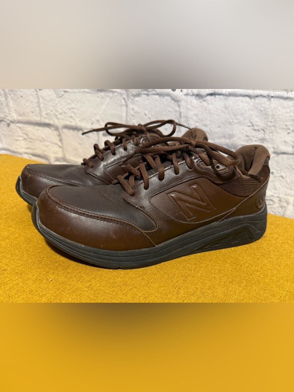 New Balance 928 Brown Leather Walking Shoes Men’s 9.5 WIDE 2E Comfort Rollbar - Picture 2 of 12